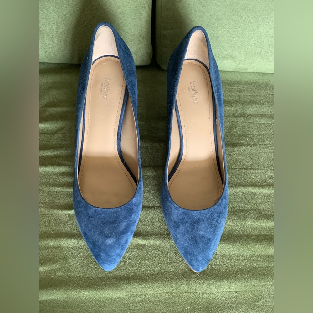 Botkier thick heel pointy toe heels